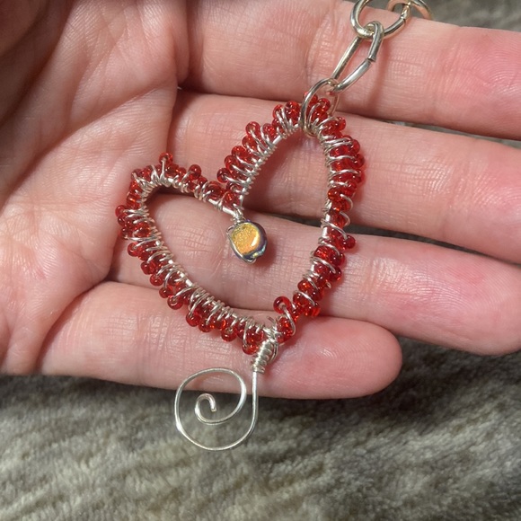 🎉sale! Handmade wire-wrapped keychain. Beautiful beads wire wrap heart - Picture 1 of 7